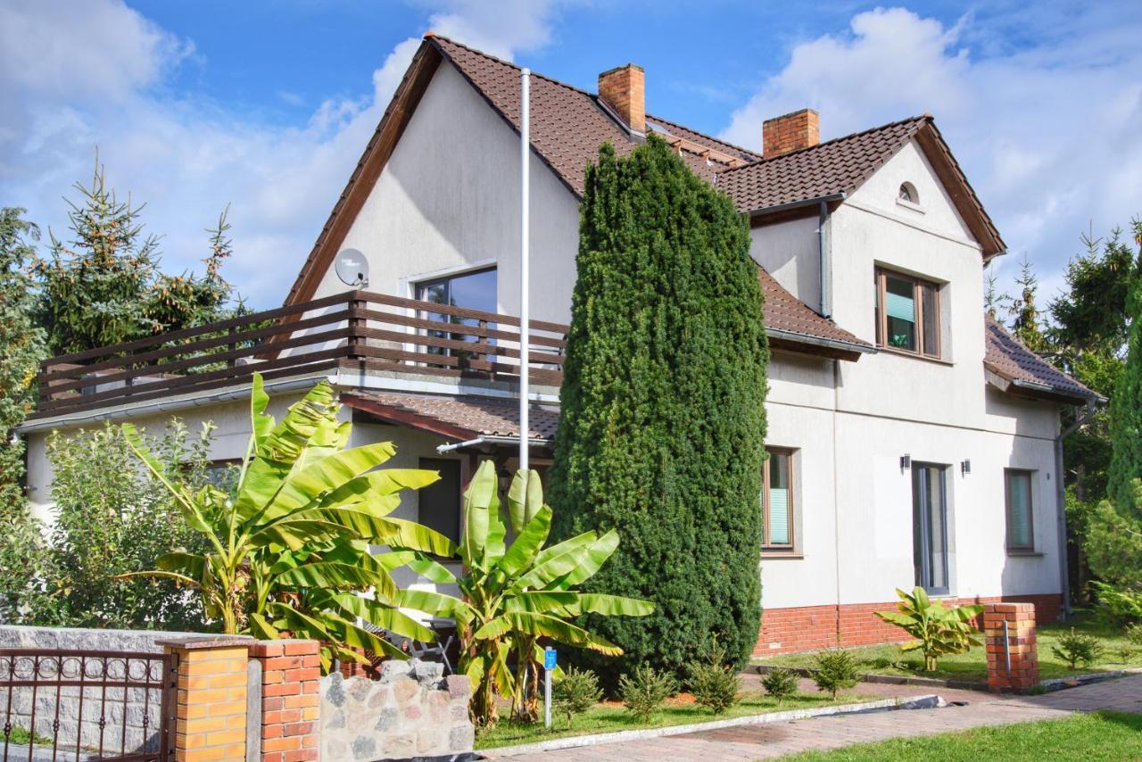 Ostseeferienhaus Oberes Apartment Monkebude Экстерьер фото